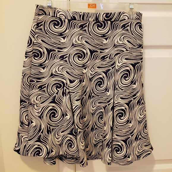 Pink Tartan Swirl Jacquard A-Line Skirt - Picture 3 of 7